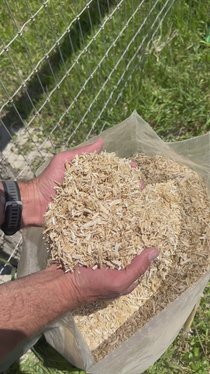 Premium Hemp Bedding for Chickens (20 lb Bag)